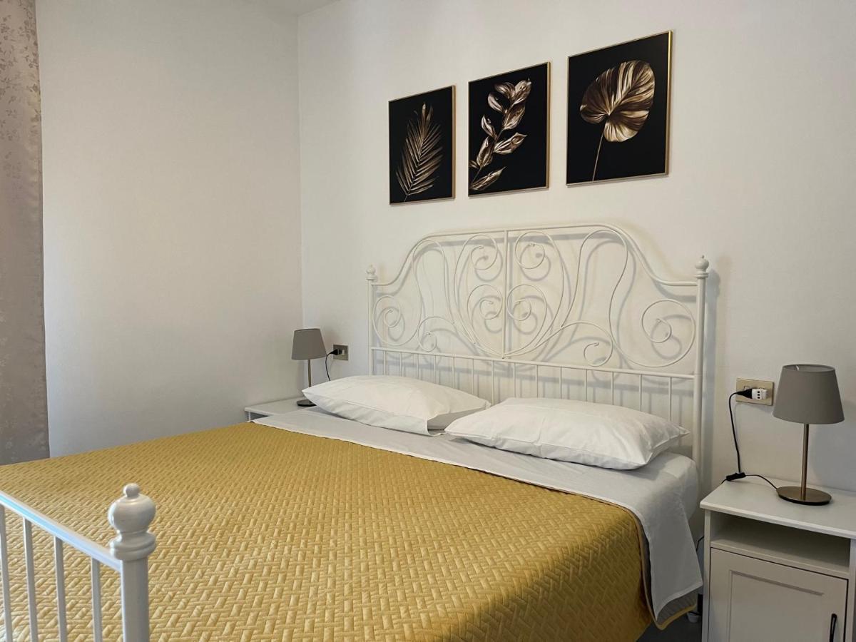 Lovely Apartment Parma Buitenkant foto